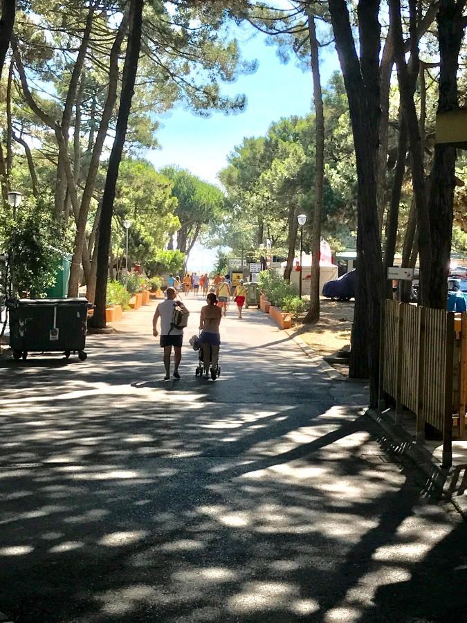 Dena Chalets - Lido Di Spina At The Beach Exterior foto