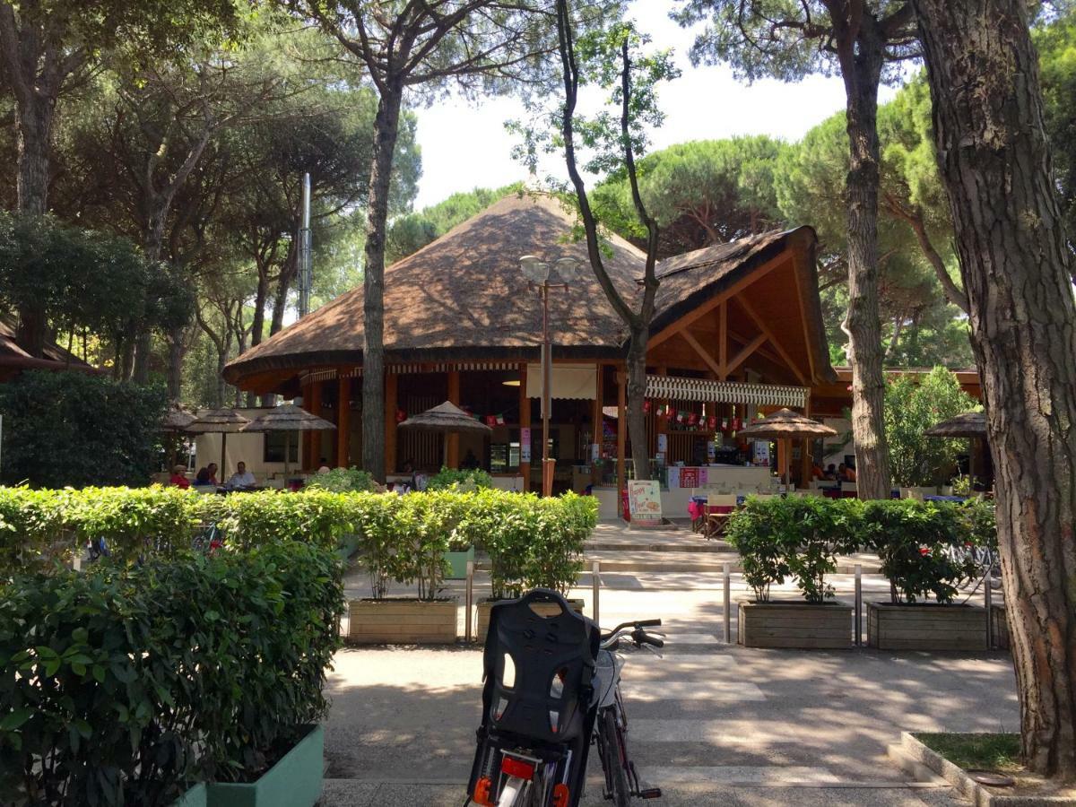 Dena Chalets - Lido Di Spina At The Beach Exterior foto